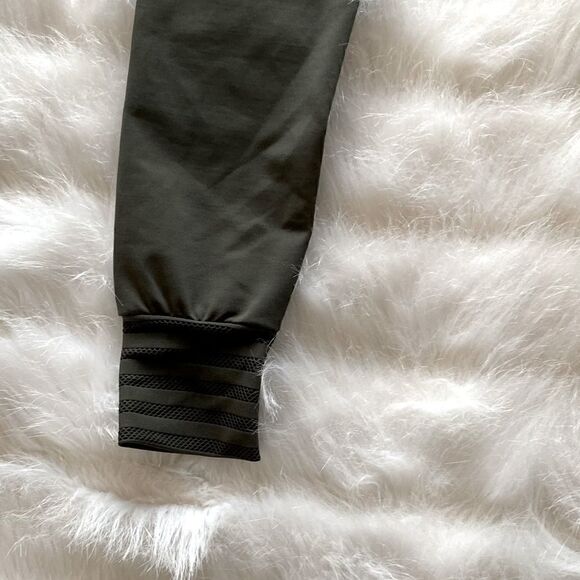 Alpha Prime Victoria Leggings in Dark Sapphire (S) - Picture 5 of 11